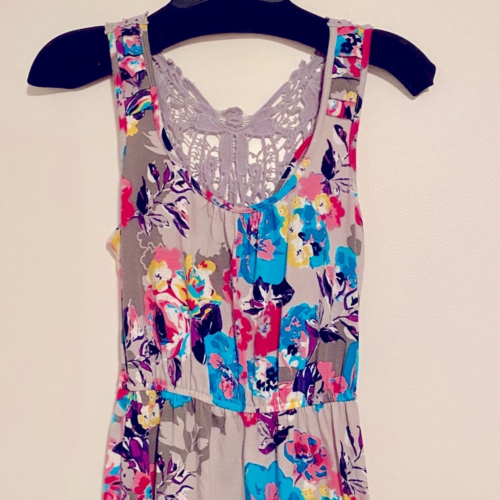 Colorful Summer Dress Size Small Floral Open Back
